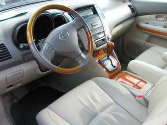 2004 Lexus RX330 Pictures