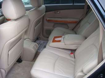 2004 Lexus RX330 Pictures