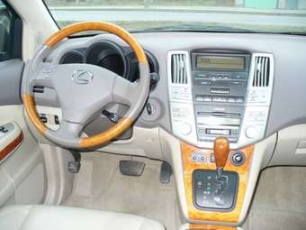 2004 Lexus RX330 Photos
