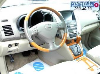 2004 Lexus RX330 Wallpapers