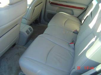 2004 Lexus RX330 Images