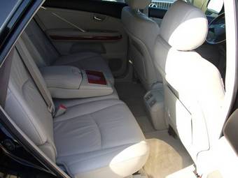 2004 Lexus RX330 Wallpapers