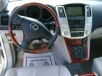 2004 Lexus RX330 Pictures