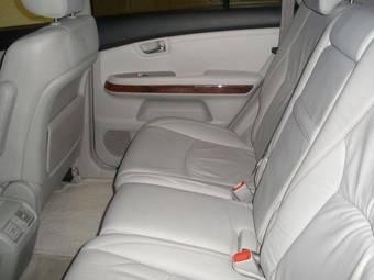 2004 Lexus RX330 Images