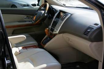 2004 Lexus RX330 Photos