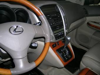 2004 Lexus RX330 Photos