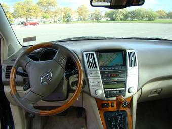 2004 Lexus RX330 Pictures
