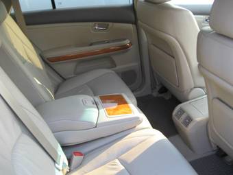 2004 Lexus RX330 Photos