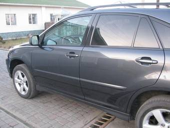 2004 Lexus RX330 Photos