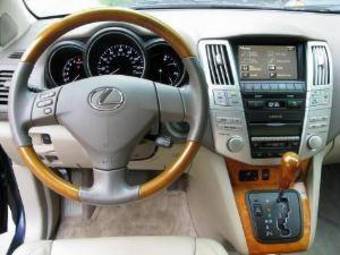 2004 Lexus RX330 Pictures