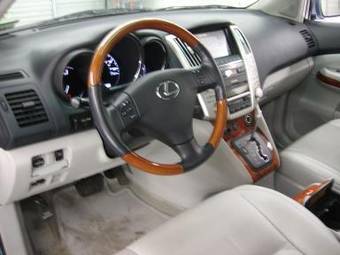 2004 Lexus RX330 Photos
