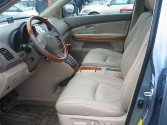 2004 Lexus RX330 Photos