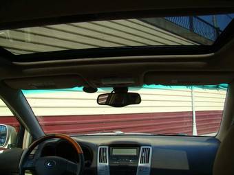 2004 Lexus RX330 Photos