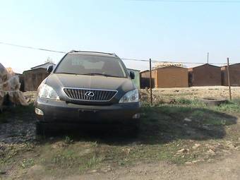 2004 Lexus RX330 Photos