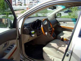 2004 Lexus RX330 Pics