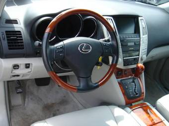 2004 Lexus RX330 Photos