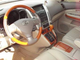 2004 Lexus RX330 Pictures