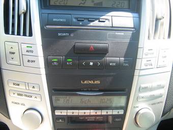 2004 Lexus RX330 Photos