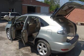 2004 Lexus RX330 Photos