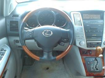 2004 Lexus RX330 Photos