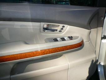 2004 Lexus RX330 Pictures