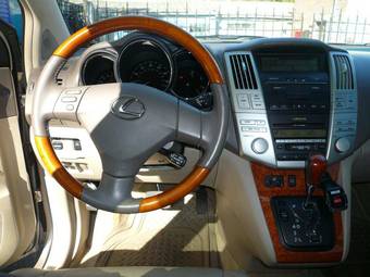 2004 Lexus RX330 Wallpapers