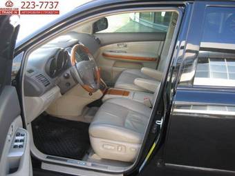 2004 Lexus RX330 Photos