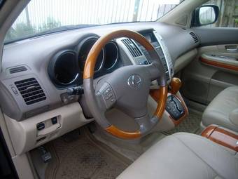 2004 Lexus RX330 Images