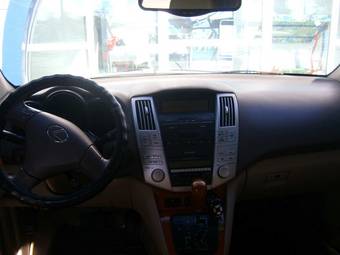 2004 Lexus RX330 Photos