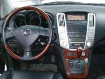 2004 Lexus RX330 Pictures
