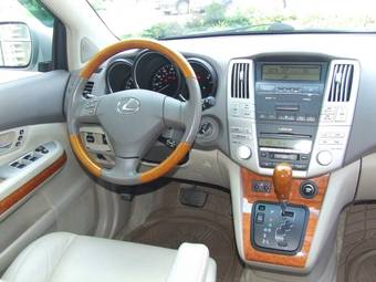 2004 Lexus RX330 Pictures