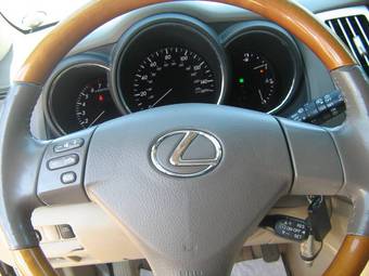 2004 Lexus RX330 Photos
