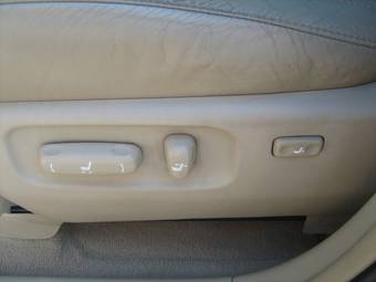 2004 Lexus RX330 Photos
