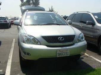 2004 Lexus RX330 Pics