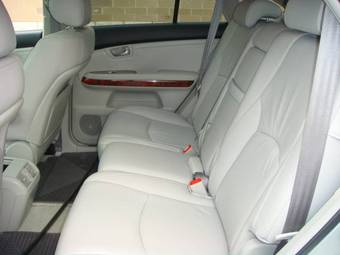 2004 Lexus RX330 Photos