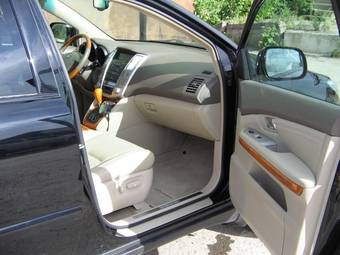 2004 Lexus RX330 Pictures