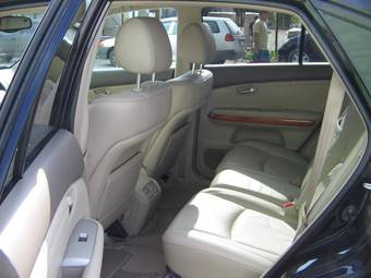 2004 Lexus RX330 Pictures