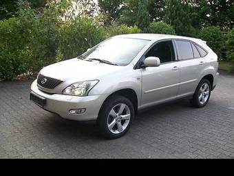 2004 Lexus RX330 Photos