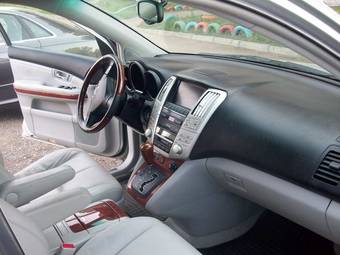 2004 Lexus RX330 Pictures