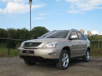 2004 Lexus RX330 Photos