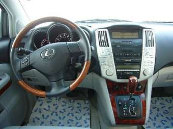 2005 Lexus RX330 Pictures