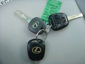 2005 Lexus RX330 Pics