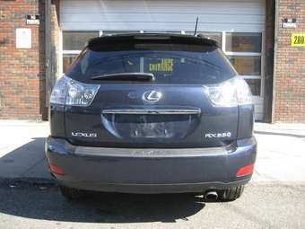 2005 Lexus RX330 Photos