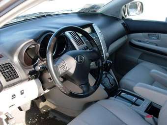 2005 Lexus RX330 Pictures