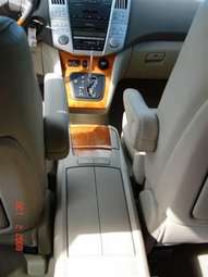 2005 Lexus RX330 Wallpapers