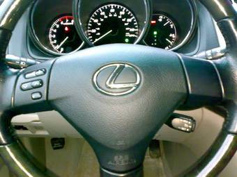 2005 Lexus RX330 Photos