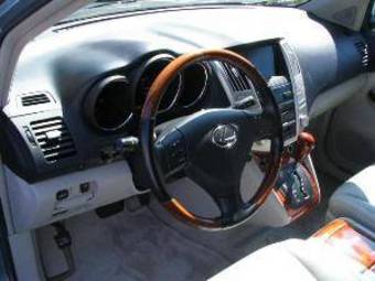 2005 Lexus RX330 Pics