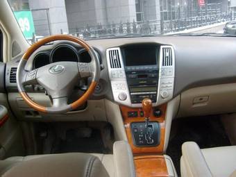 2005 Lexus RX330 Pics