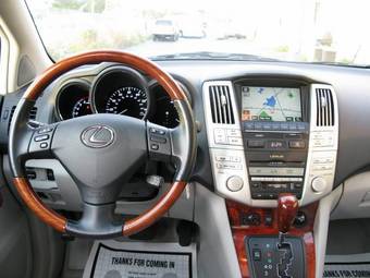 2005 Lexus RX330 Images
