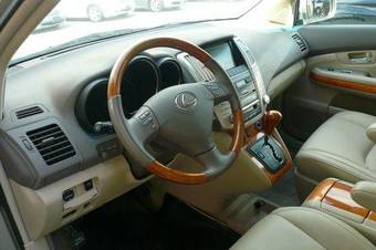 2005 Lexus RX330 Wallpapers